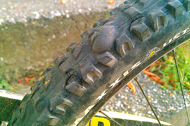 Maxxis High Roller 2,35" UST failure